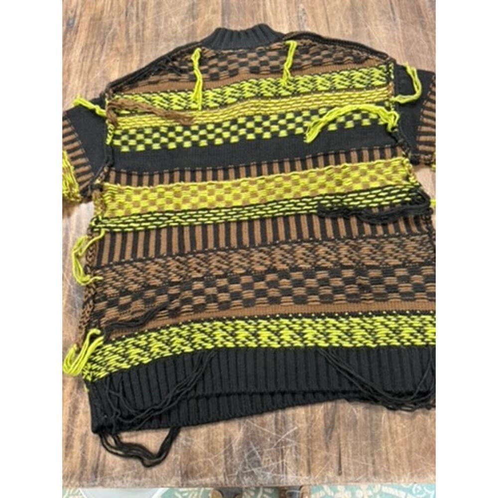 "Ragged Jeans" Mens Sweater,‎ 1/2 Zip, Hip Hop , Grundge, Beetlejuice